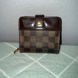 LOUIS VUITTON FREE GIVEAWAY